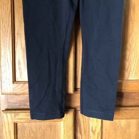 Lululemon x Soulcycle Soul Skull Crossbones Crop Leggings - 4 - Picture 5 of 11